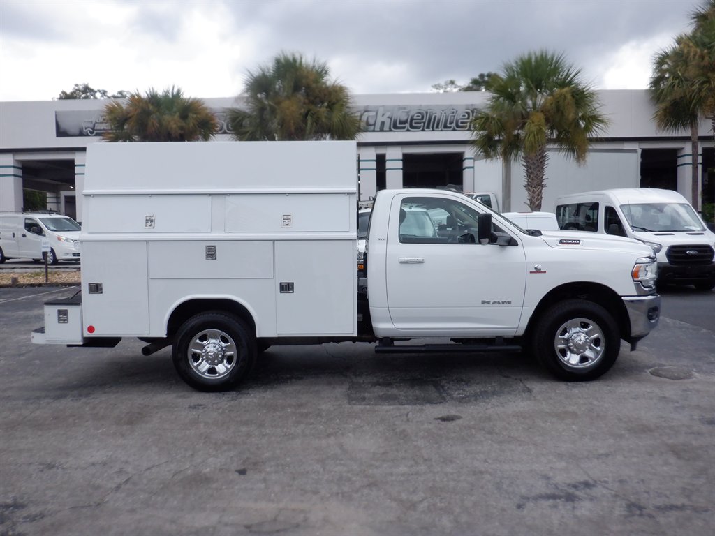 ram ram 3500 chassis cab 2019 3C7WR8AL1KG561090 image ram ram 3500 chassis cab 2019 3C7WR8AL1KG561090 image